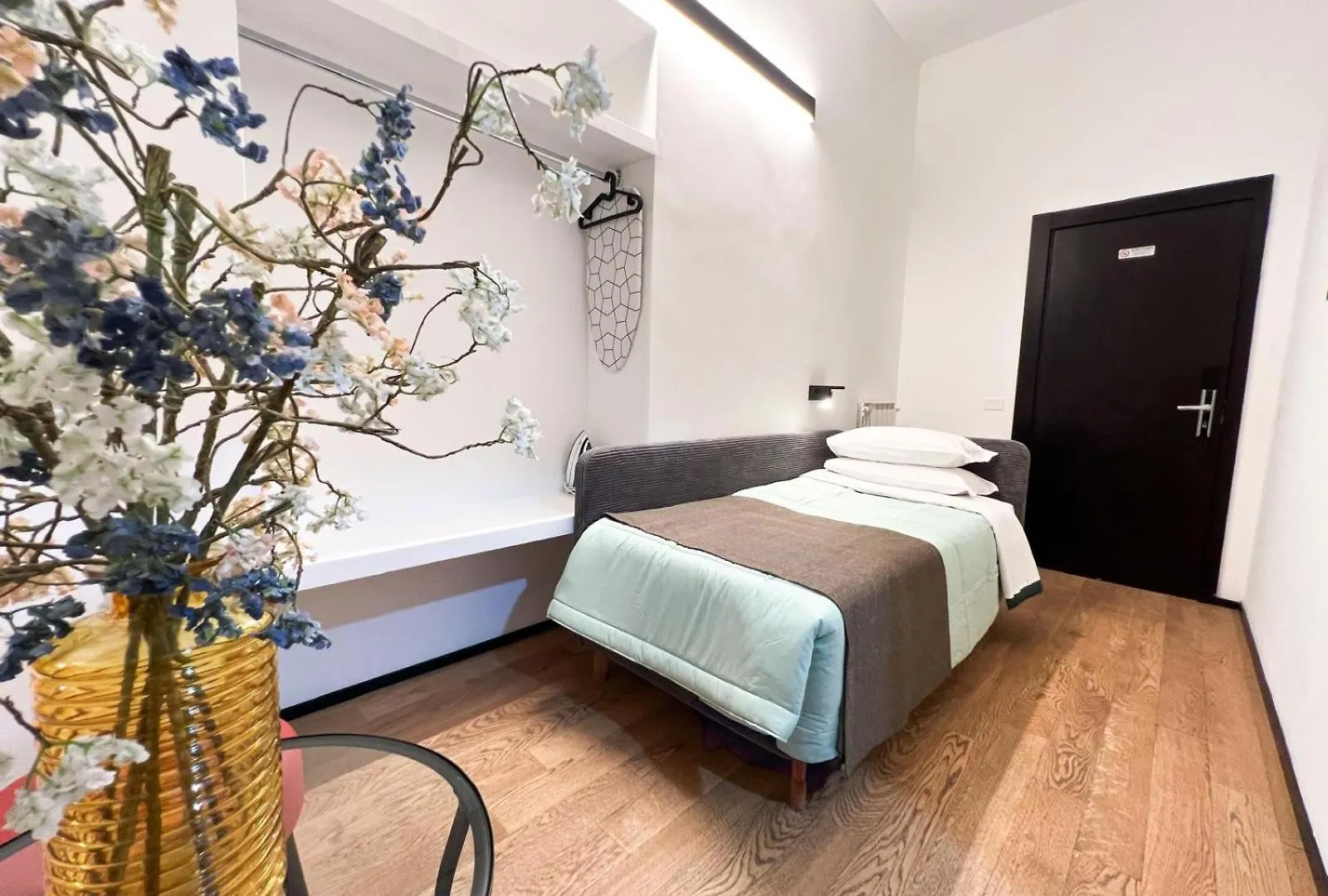 Guest House Della Valle Roma 0*, Rome Italy
